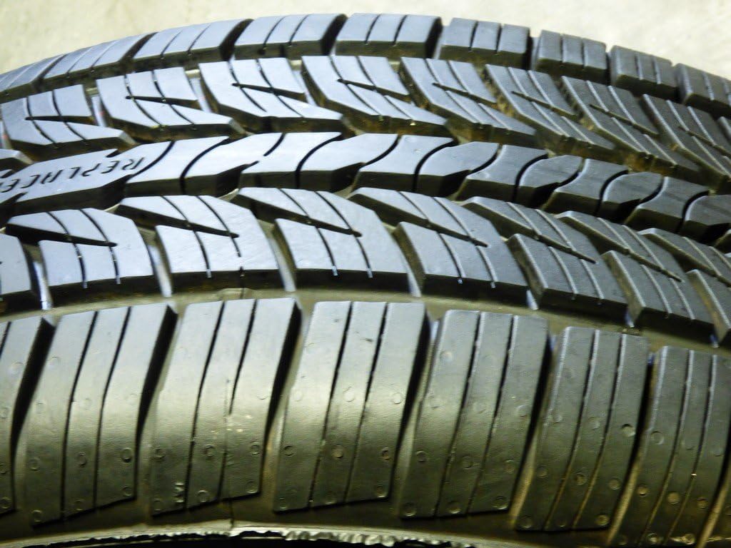 235/55R18 100H Radial Tire I2679