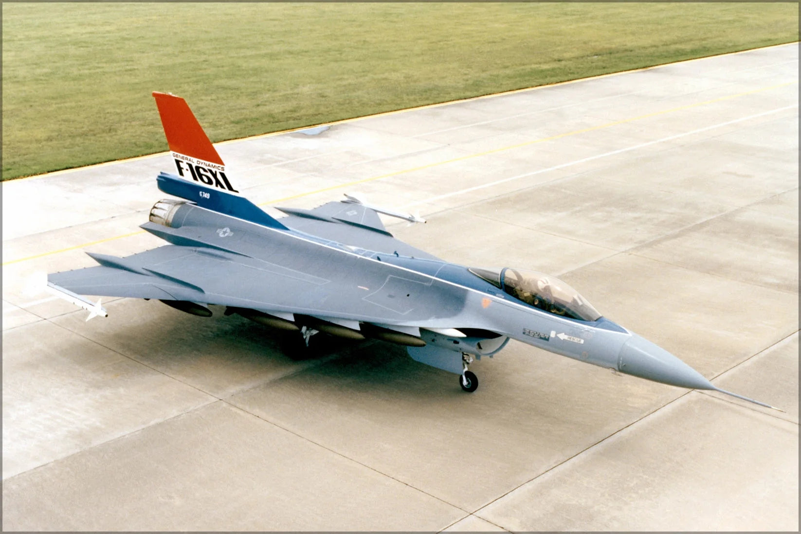 F-16XL Fighting Falcon aircraft with AIM-9 Sidewinder missiles Poster I665265