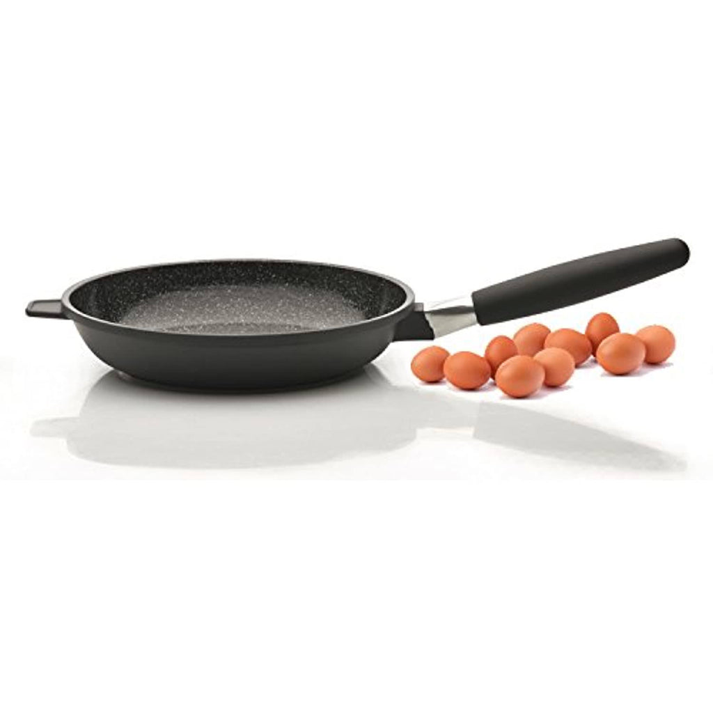 9.5x22 Saute Pan with Removable Handle A93976