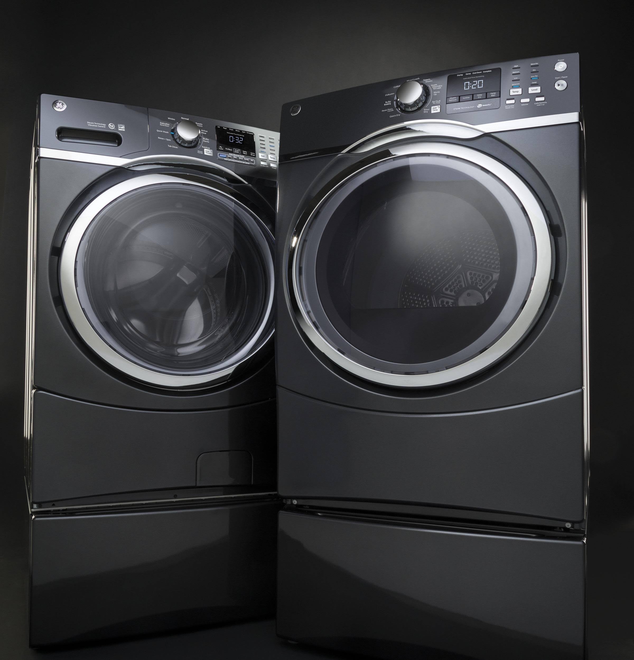 Gray Electric Dryer with Steam P10565