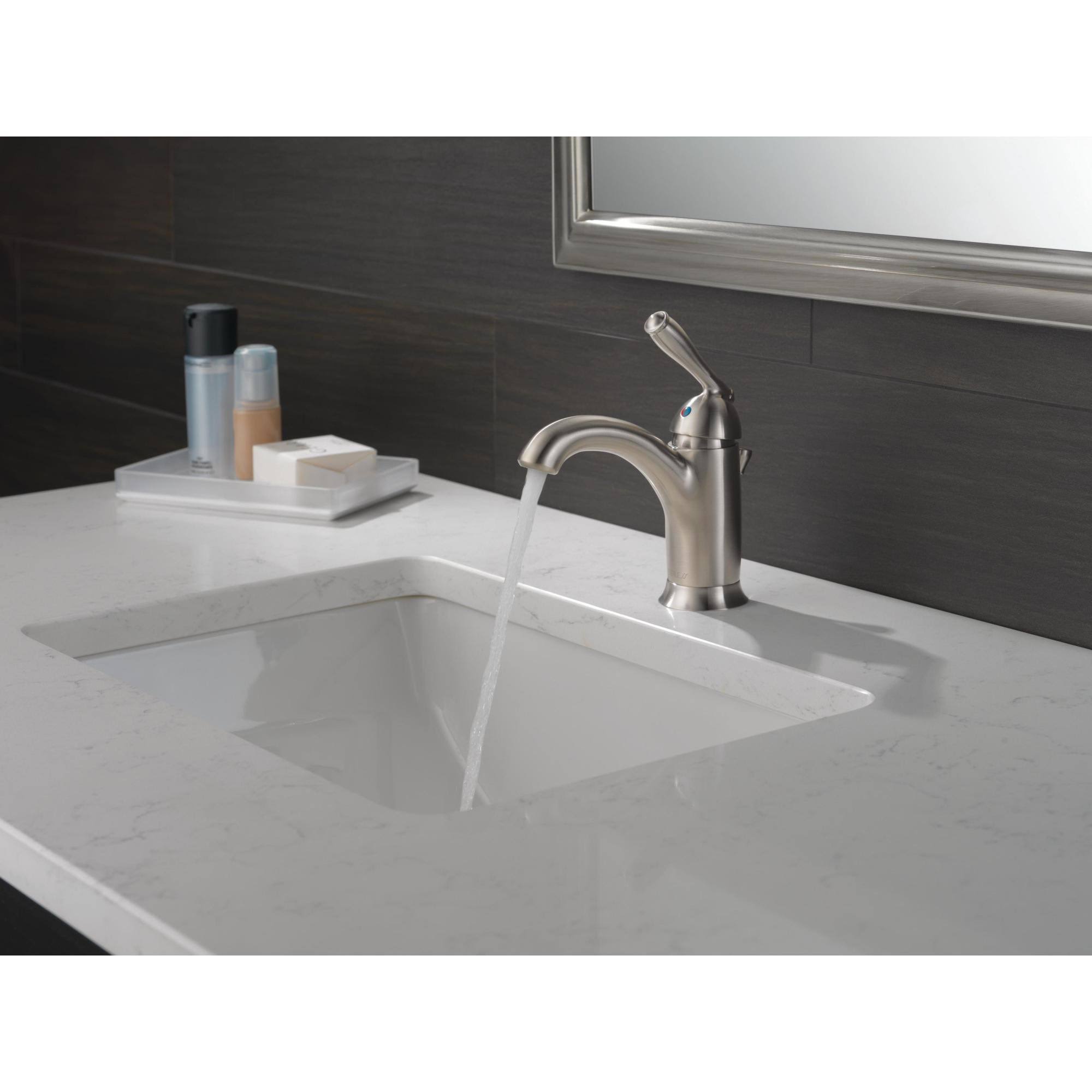 Chrome Single Handle Bathroom Faucet M16116