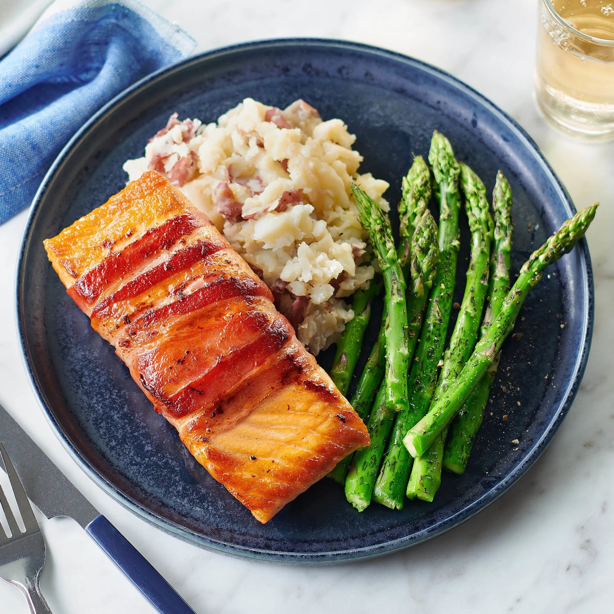 Atlantic Salmon, Frozen 30 oz (6 Count, 5 oz Portions) L54582