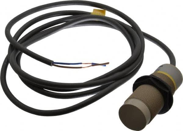 Capacitive Proximity Sensor, 15mm Detection, Cylinder Unshielded, 2 Wires, IP66, 100 to 220 VAC, M30x1.5 Thread V1087
