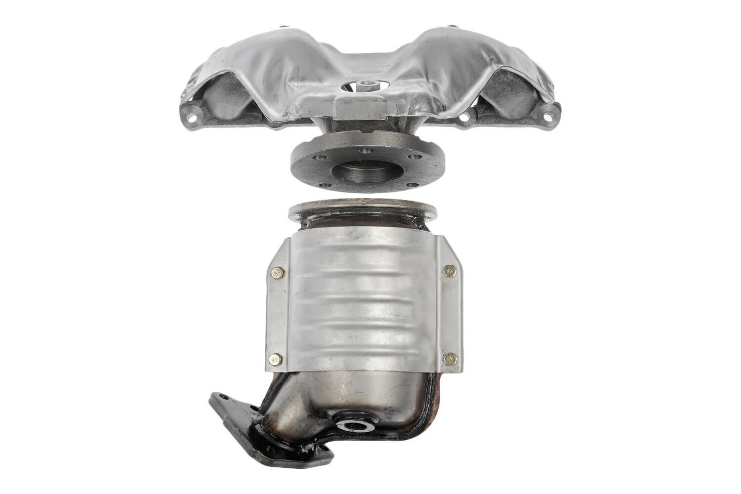 Exhaust Manifold with Catalytic Converter Y300092