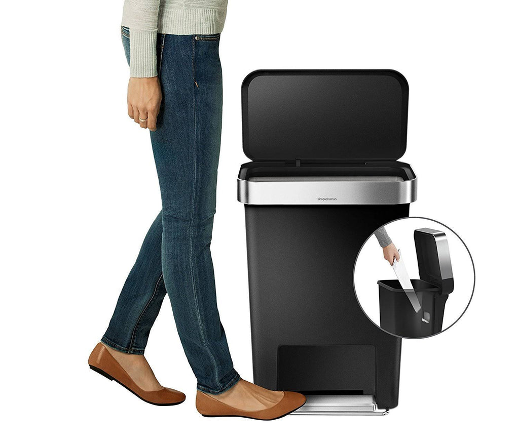 45 Litre Rectangular Step Trash Can Black Plastic N6898
