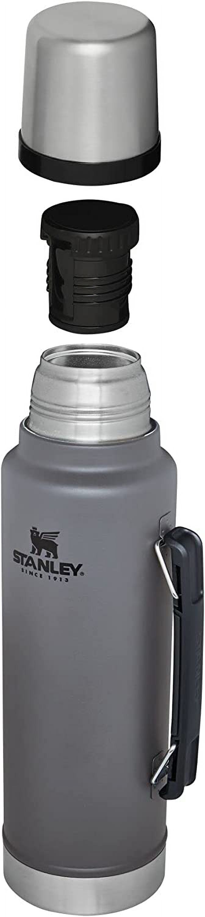 Charcoal 1.5 qt Insulated Bottle Q775784