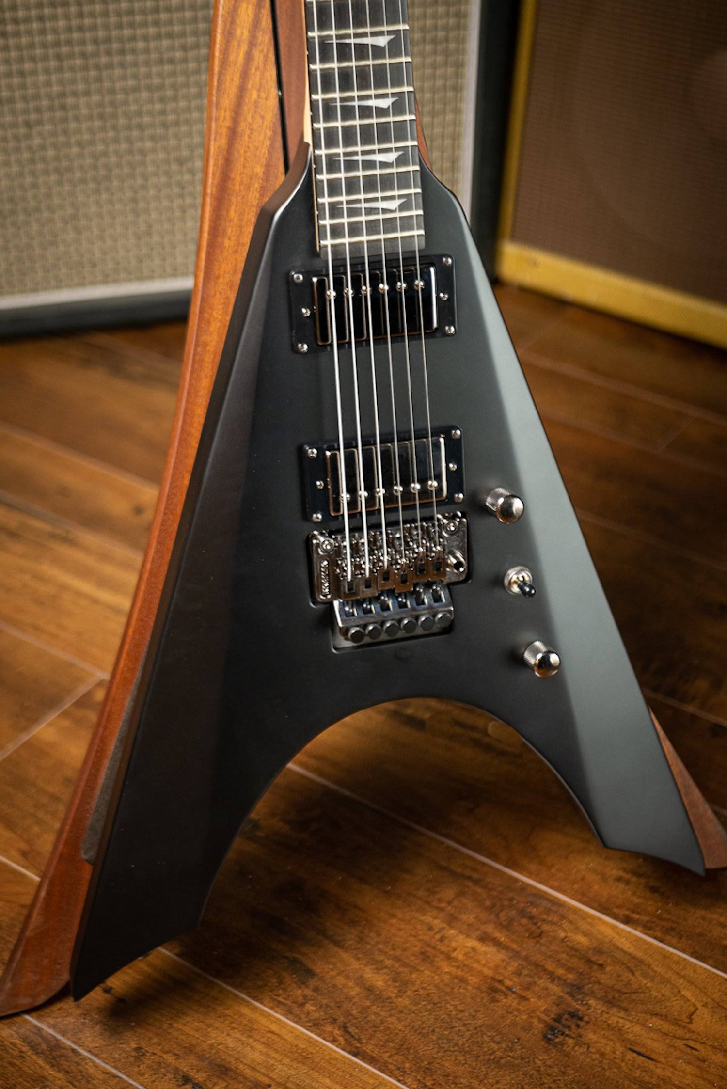 Satin Black Electric Guitar E81654