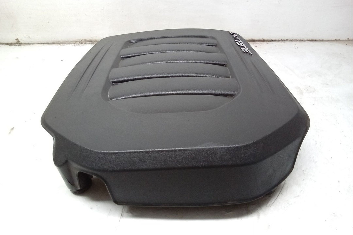 Pre-Owned 15 2015 Dodge Caravan Engine Cover 3.6L OEM T384191