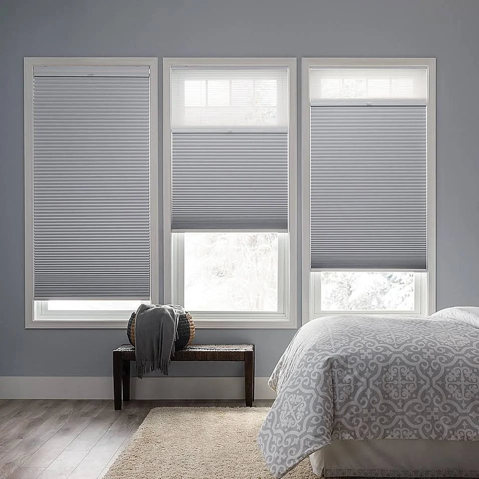 Cordless Day/Night Cellular Shade in Snow R4640