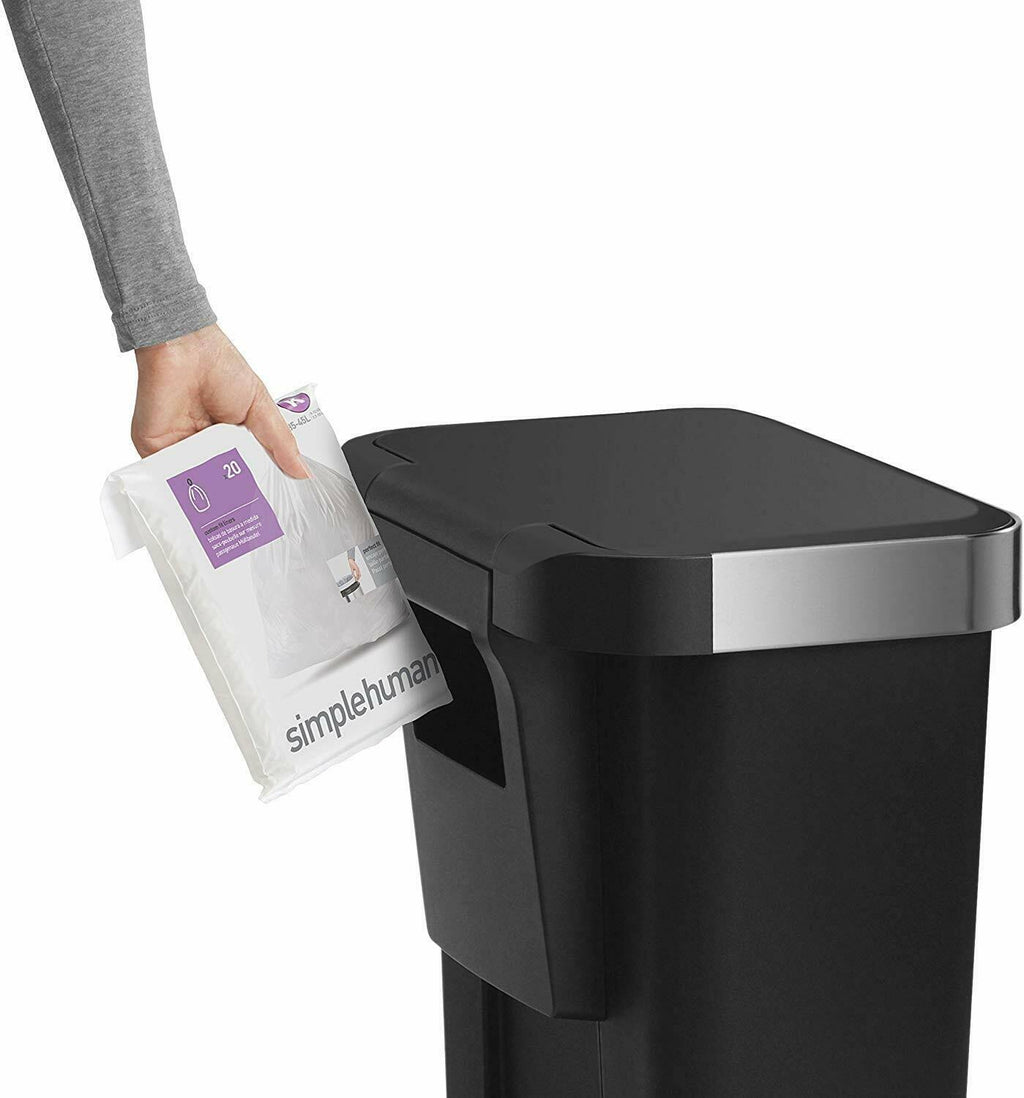 45 Litre Rectangular Step Trash Can Black Plastic N6898