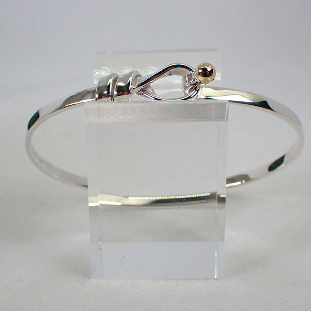 925 750 combination hook & eye bangle P430016